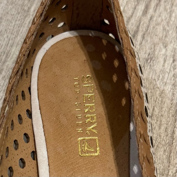Sperry Top Slider Laser Cut Leather Ballet Flats White & Tan SZ 7 EUC WORN ONCE - Picture 5 of 11